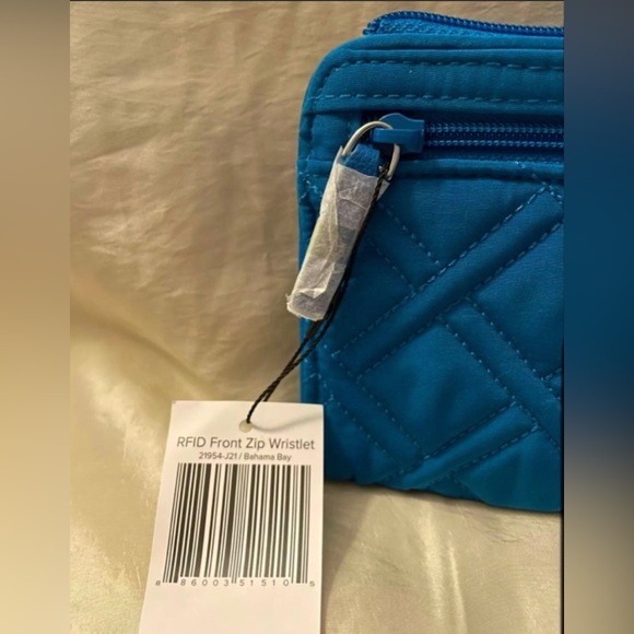 🎉HP🎉New! Vera Bradley Bahama Bay RFID Front Dual Zip Wristlet Wallet💙🌊🦋 - Picture 13 of 13